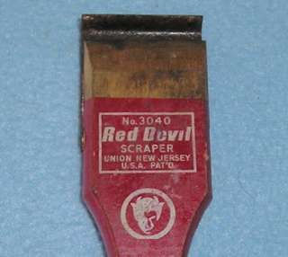 Red Devil No. 3040 Hook Scraper 1 1/2 & Putty Chisel  