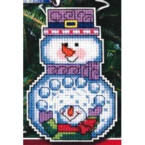  Snowman with Snowballs Ornament kit (cross stitch): Arts 