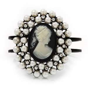 Large Pearl Classic Cameo Hinged Bangle Bracelet In Black Metal   up 