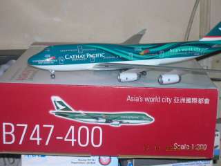 Herpa Wings 1:200 Cathay Pacific B747 400 Asia World Ci  