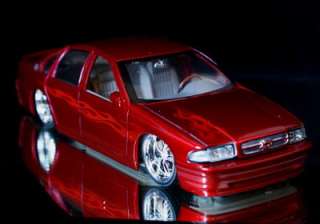 1996 Chevrolet Impala SS DUB CITY 1:24 M. Red wFlame  