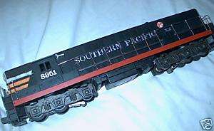 Gauge: Lionel 8951 Southern Pacific Diesel Locomotive  