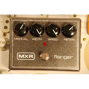  MXR M117R Flanger Pedal Musical Instruments