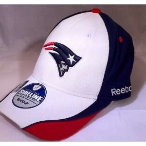 REEBOK NEW ENGLAND PATRIOTS HAT CAP NFL HATS CAPS SIZE LARGE/EXTRA 