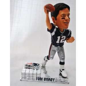 New England Patriots Tom Brady Official NFL #12 rare platinum base 