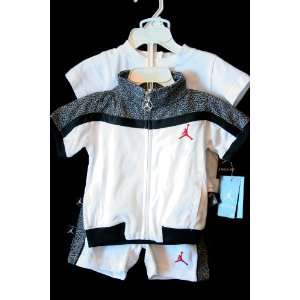  Nike Jordan Infant New Born Baby 3 Piece Sport Set, 3 6 