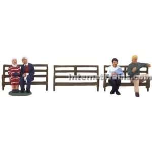  Lionel O Gauge Park Benches People Pack: Toys & Games