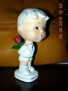 VINTAGE ENESCO MAGNETIC KISSING BOY BOBBLEHEAD  