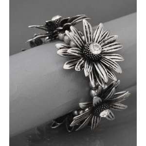 Silver Fashion Fashion Flower Stretch Bracelet: Everything 