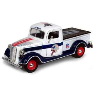   UD NFL 37 Ford Pick up Truck New England Patriots: Sports & Outdoors