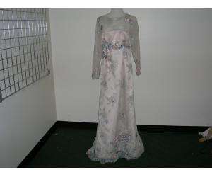 SAN CARLIN cream gown with silver lace and beading 12  