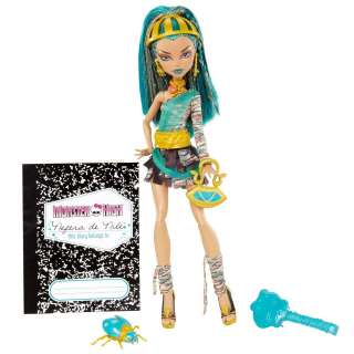 MONSTER HIGH SCHOOLS OUT NEFERA DE NILE DOLL with AZURA THE PET 