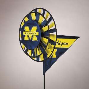  Michigan Collegiate Yard Spinner: Office Products