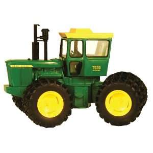  John Deere 1972 7520 Tractor 1:32 scale: Toys & Games