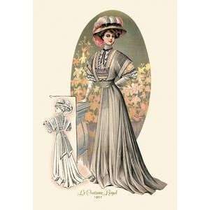  Vintage Art Costume Royal Lady in Green   13668 5