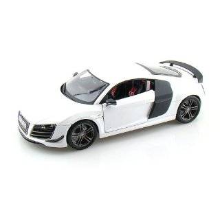  Audi R8 White 1/18 Diecast Model Car: Toys & Games