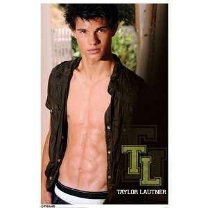 Taylor Lautner/Chest Poster