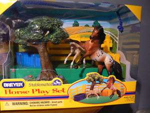 BREYER #5409 STABLEMATES HORSE PLAY SET    NEW IN BOX  