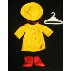   Inch Doll Yellow Puddle Jumper Rain Coat Outfit (1993) Toys & Games