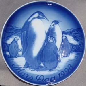  1998 Bing & Grondahl Mothers Day Plate    Emperor 