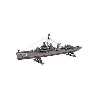  Revell 1:249 USS Buckley Model Kit: Toys & Games