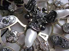 3K Lanvin Metal Movable Petal Motif Brooch Necklace Pendant 