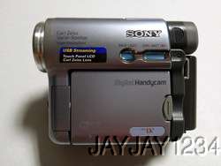 SONY DCR TRV19 MINI DV CAMCORDER WITH ACCESSORIES AND BOX  