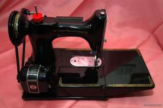 SINGER 222K RED S FEATHERWEIGHT SEWING MACHINE WITH ATTACHMENTS 