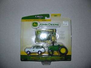 Ertl John Deere 4320 Tractor w/ Chevy Blazer 1:64 Scale  