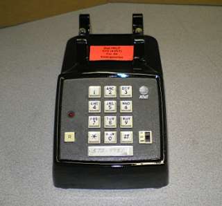 Vintage AT&T 2500DMGC Desktop Phone W/ Features  