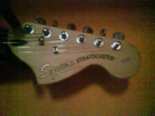 Fender Squier Stratocaster Tom Delonge Signature arctic white in 