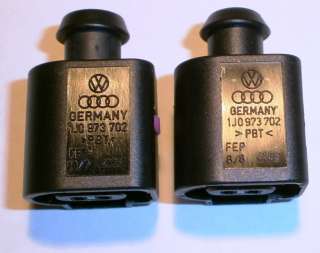 Paar (2 Stück) Gehäusestecker für VW AUDI SEAT SKODA TN 1J0 973 