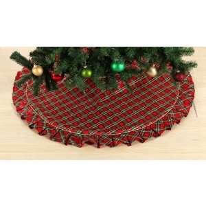 Quick Spiral Quilt Christmas Tree Skirt | FaveCrafts.com