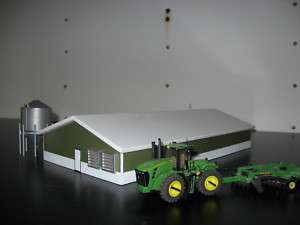 Farm custom Shed 1/64 white/old green Hog Building  