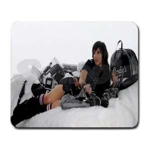 Ashlee Simpson Rectangular Mouse Pad   9.25 x 7.75 Mouse Mat   Deluxe 