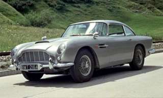 James Bond 007  Corgi Aston Martin DB5 Corgi # 271/1 RARE VERSION 