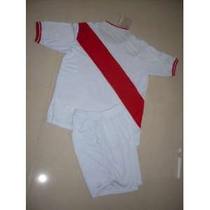   peru home soccer jersey football jersey soccer uniforms jersey
