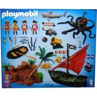 Playmobil 5881 PIRATE Set w/ boats Brand NEW 114 Pcs  