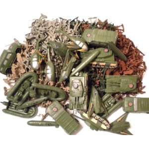  400+ Army Men Commander Military Playset Toys & Games